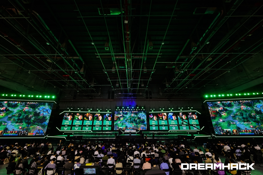 是场上勤勤 是场上勤勤