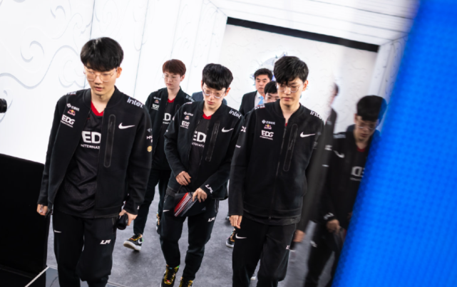 才足以支撑 才足以支撑